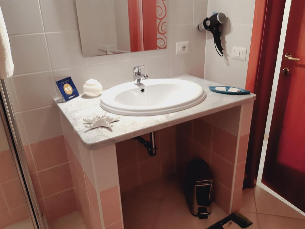 Brisa Marina Apartment Алгеро Екстериор снимка