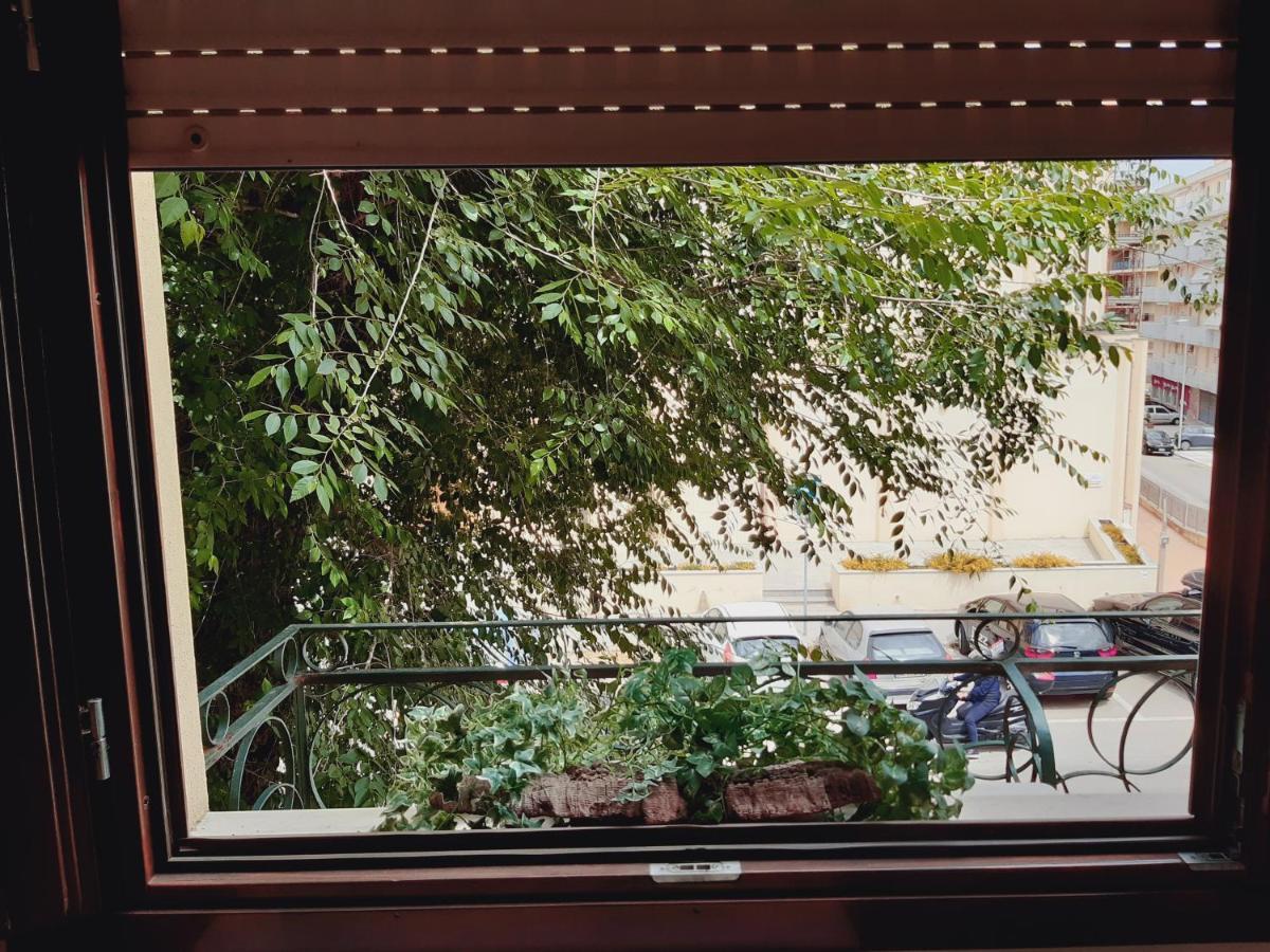 Brisa Marina Apartment Алгеро Екстериор снимка